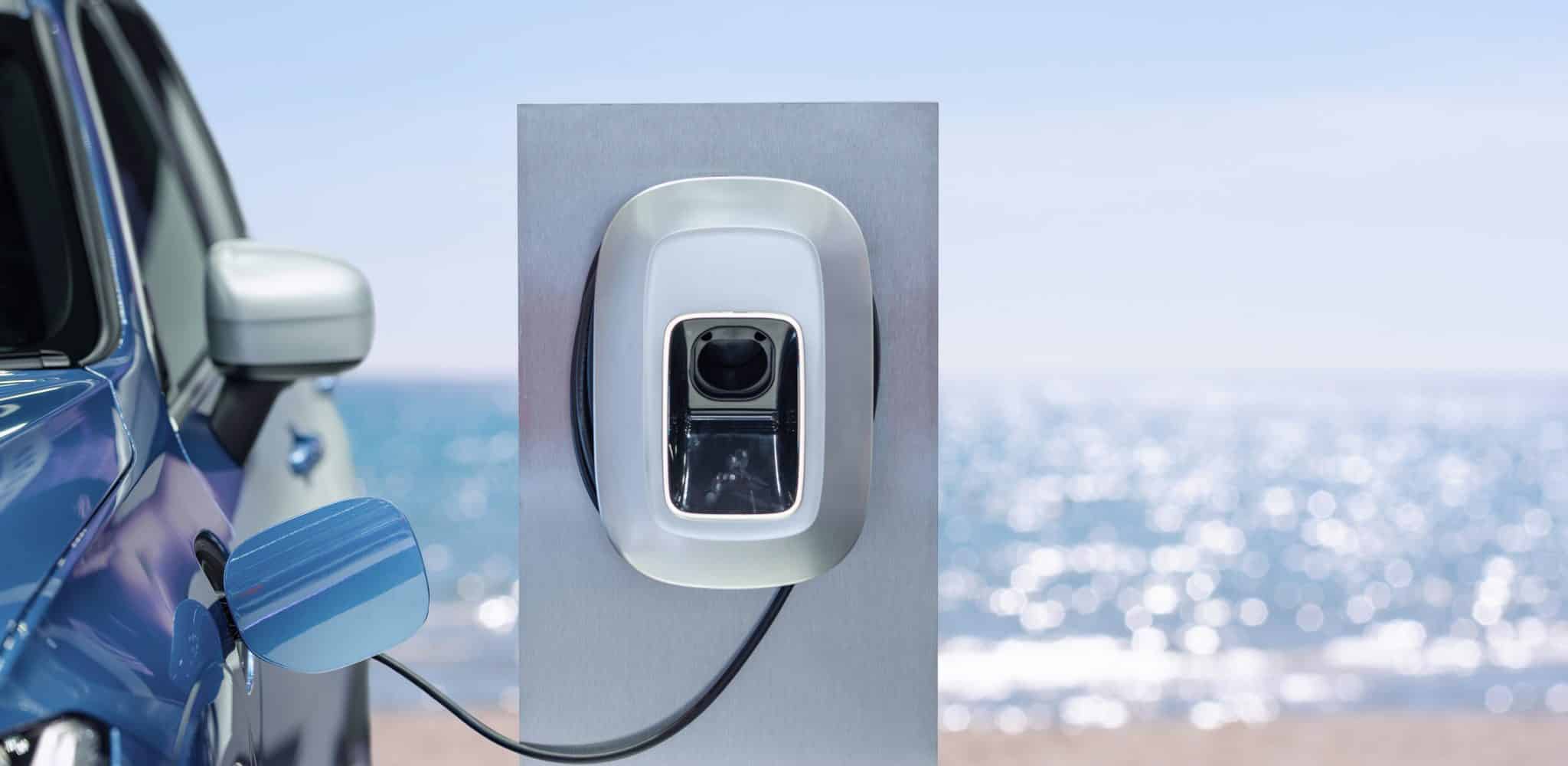 The way people travel by land is gradually experiencing changes due to the advent of electric transportation through electric vehicles.